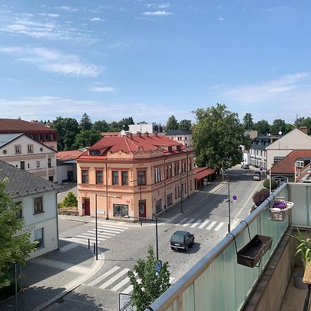 Apartman Az Pro 8 Osob Humpolec Exterior photo